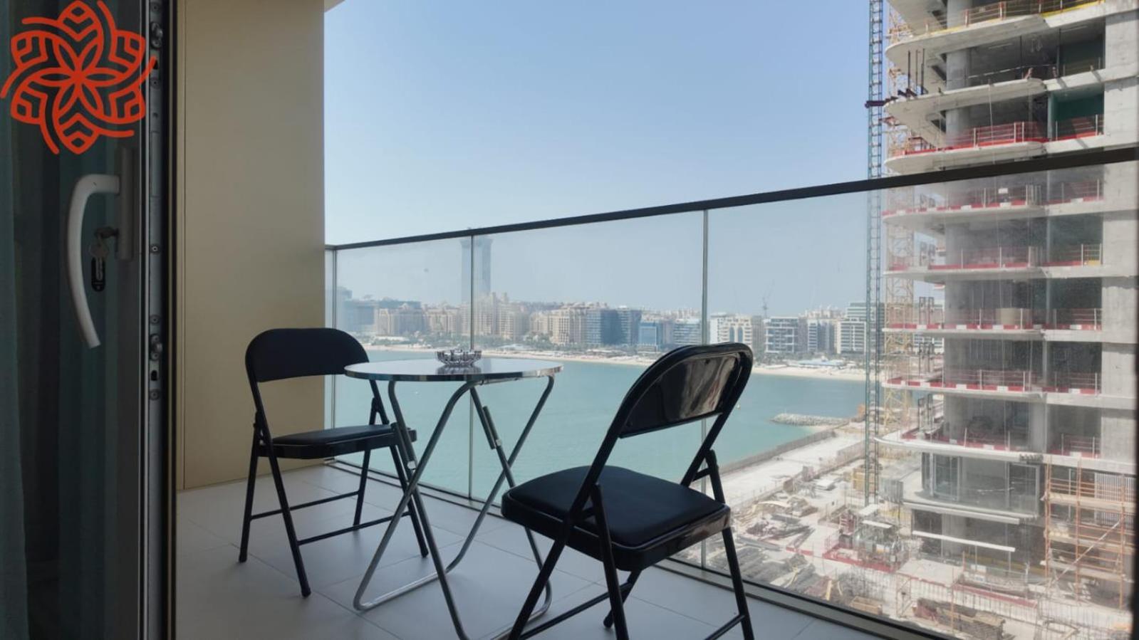 Apartment Beachfront 1 Bedroom *